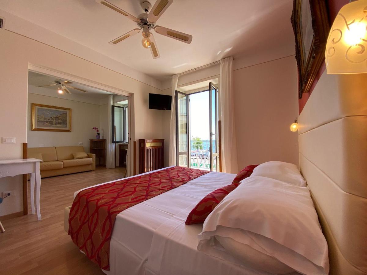 Hotel San Marco Гарда Экстерьер фото