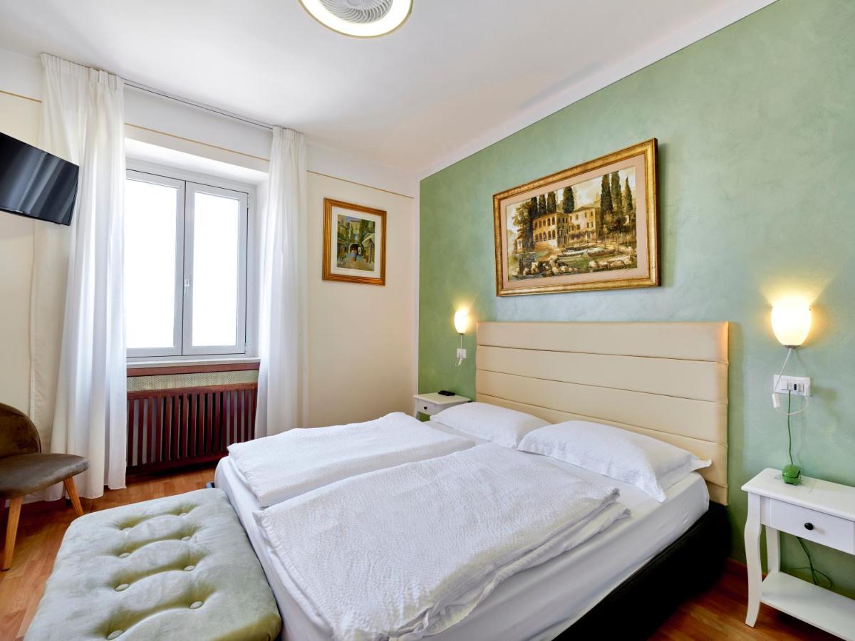 Hotel San Marco Гарда Экстерьер фото