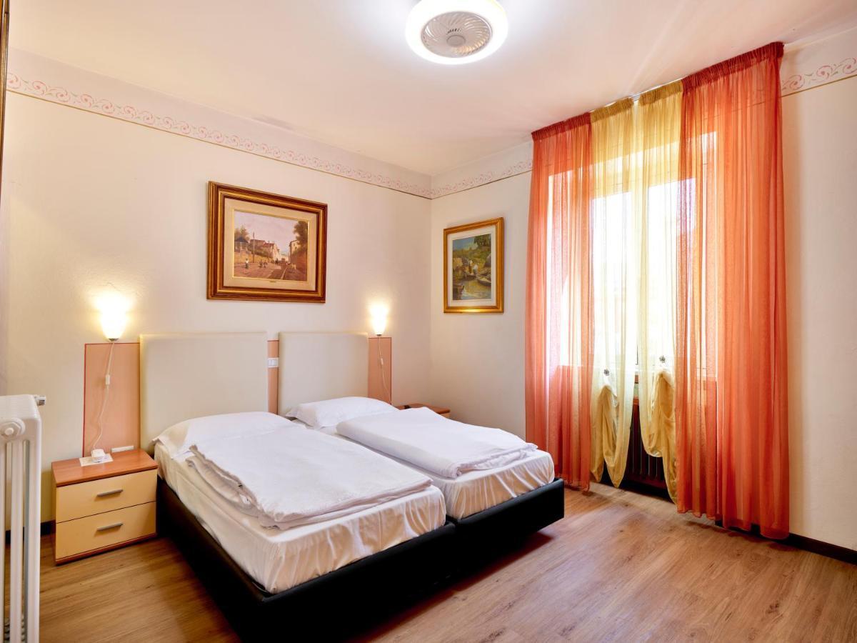 Hotel San Marco Гарда Экстерьер фото