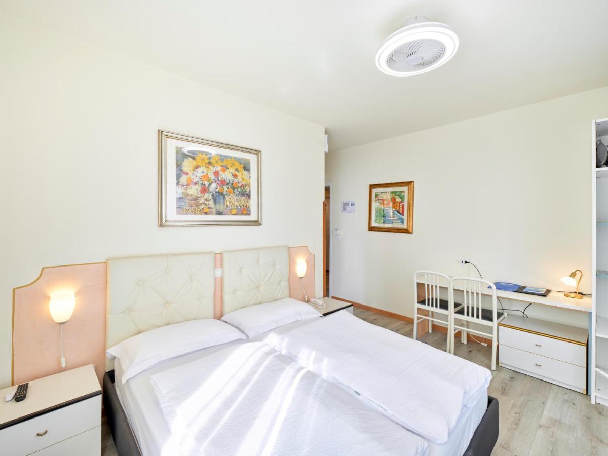 Hotel San Marco Гарда Экстерьер фото